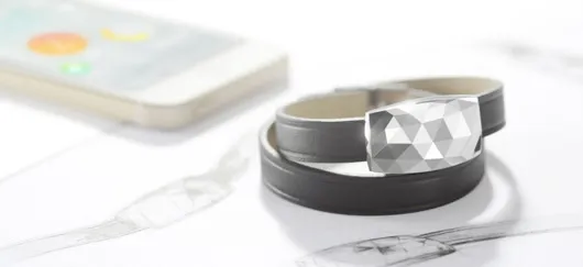 Bracelet connecté June