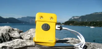 Le chargeur solaire Waka Waka 
