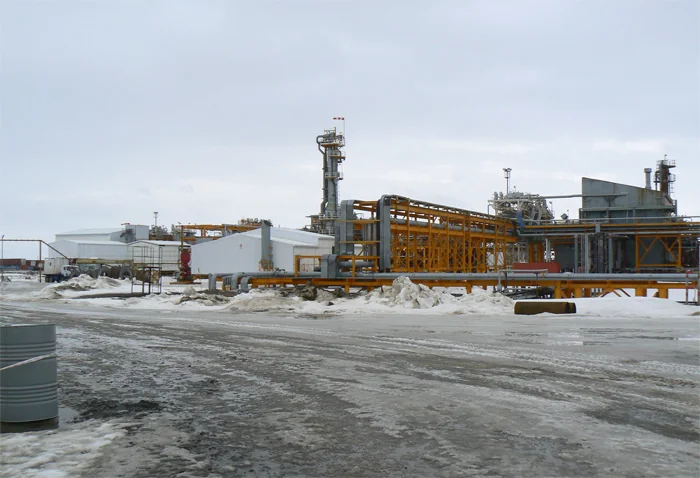 Les règles de vie sur le site de Kharyaga sont très réglementées. Les équipes y travaillant alternent 4 semaines sur place et 4 semaines de repos. (photo : P. Nerguararian)