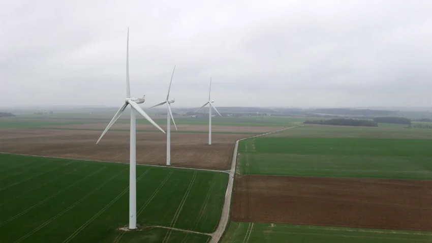 Au total, le parc du chemin des Haguenets, composé de 14 éoliennes, peut satisfaire l’équivalent de la consommation électrique annuelle de 31 500 personnes selon le gestionnaire.