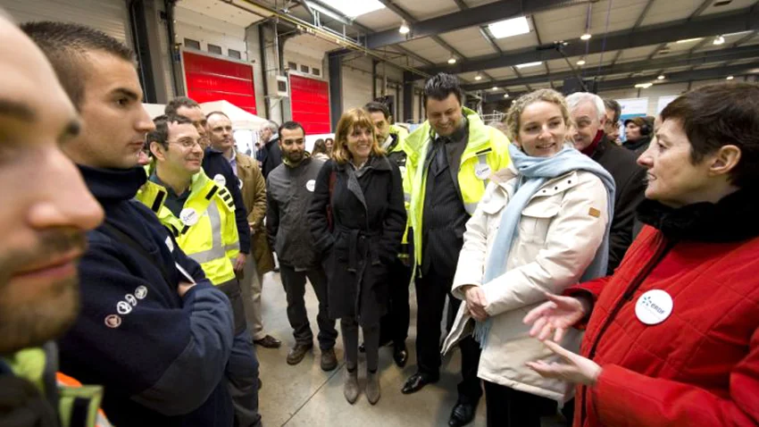 La ministre de l’écologie, du développement durable et de l’énergie a effectué de nombreuses visites lors de ces Journées de l’énergie. Ici sur un site d’ERDF. (photo : © MEDDE)