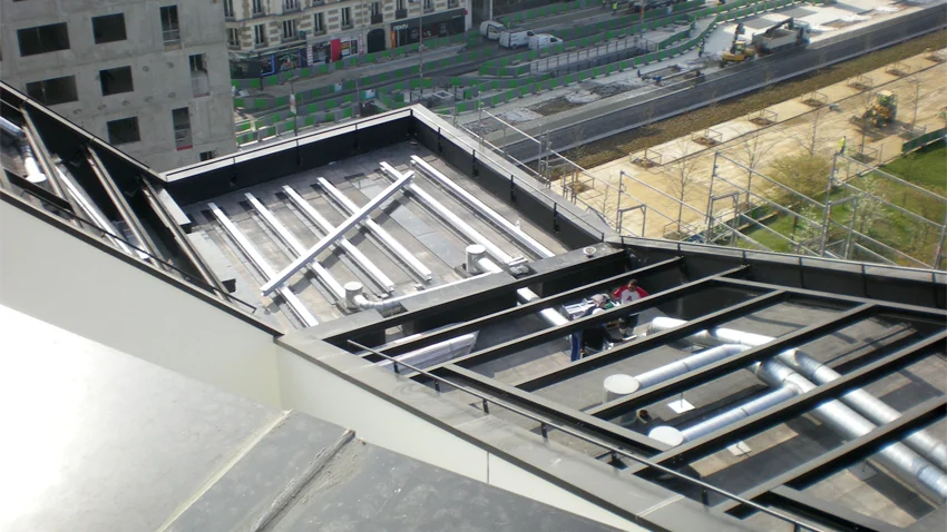 La construction de la centrale par la société Sunvie a duré 3 mois.