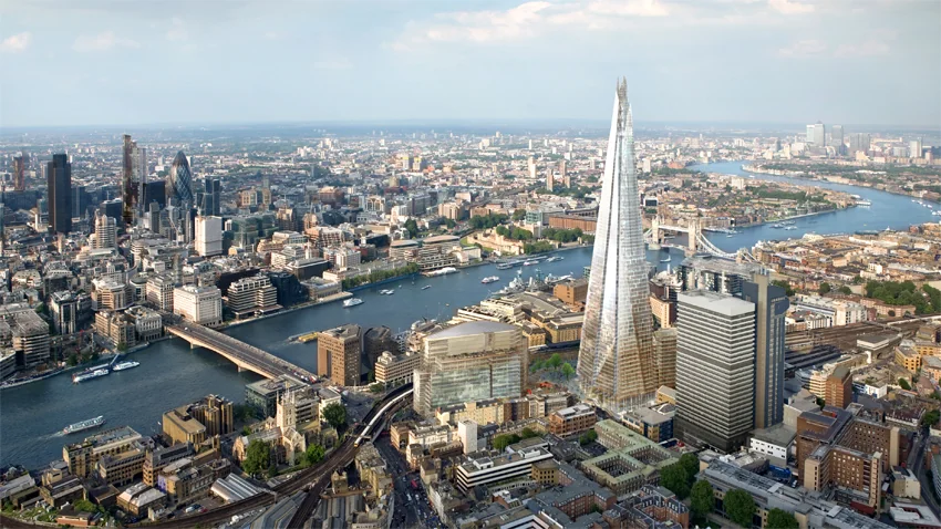The Shard est parfaitement relié aux réseaux de transport urbains (2 lignes de métros, 6 de train et plus de 20 de bus) si bien que seules 48 places de parking ont été prévues. (copyright of Sellar)
