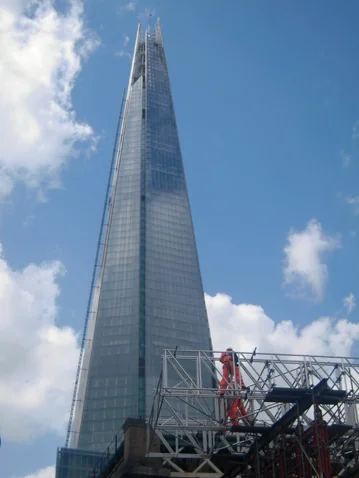 The Shard sera inauguré le 5 juillet prochain, 3 semaines avant le début des Jeux Olympiques. (©H. Robin)